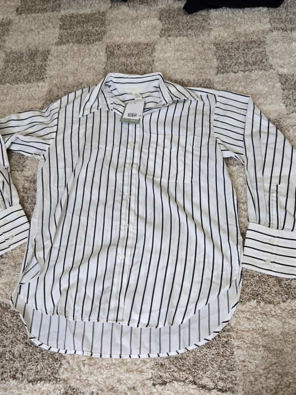 H&M White Button-Down Shirt with Black Vertical Stripes